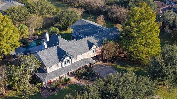 Property Photo: 7402 Swanson Drive TX 77406