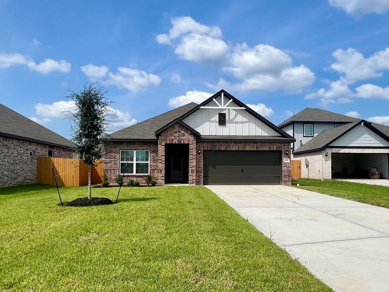 Property Photo:  425 Polly Grove Drive  TX 77493 