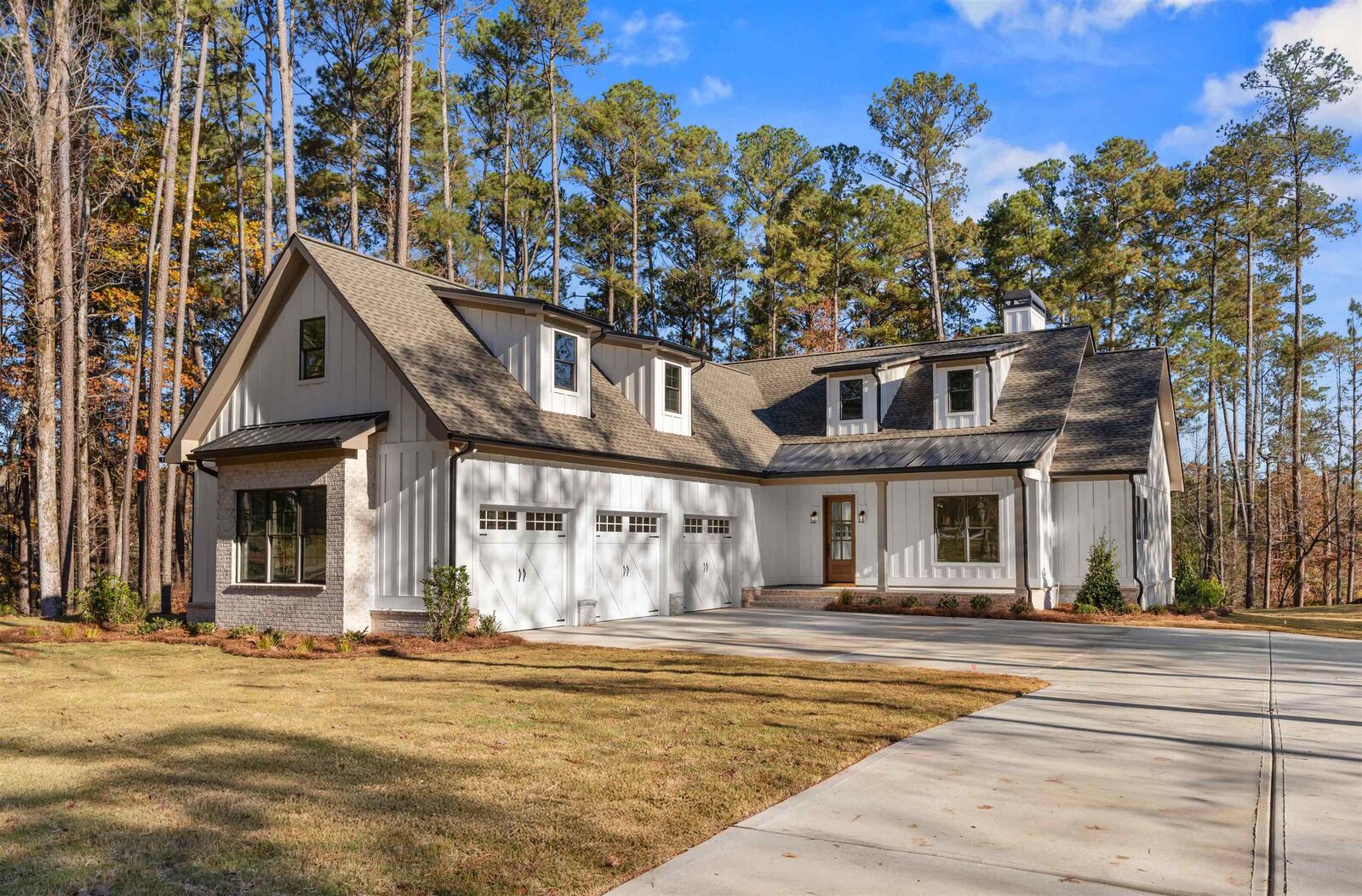 Property Photo:  1800 Osprey Poynte  GA 30642 