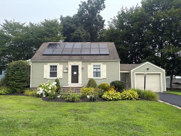 36 Wintergreen Avenue  Newburgh NY 12550 photo