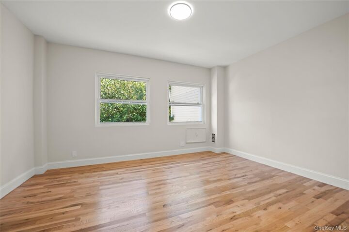 Property Photo:  1128 Forest Avenue  NY 10456 