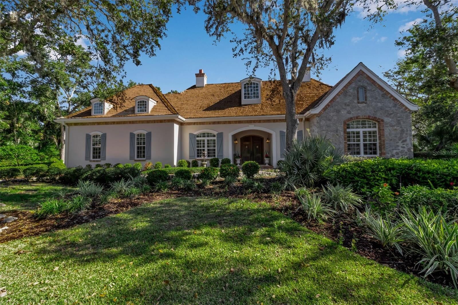 Property Photo:  137 Osprey Point Drive  FL 34229 