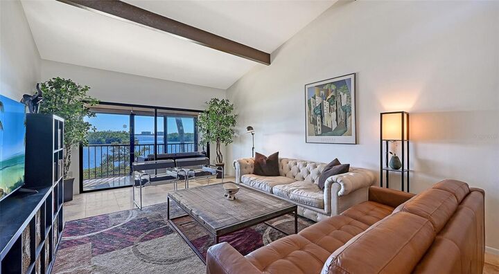 Property Photo:  1518 Pelican Point Drive 257  FL 34231 