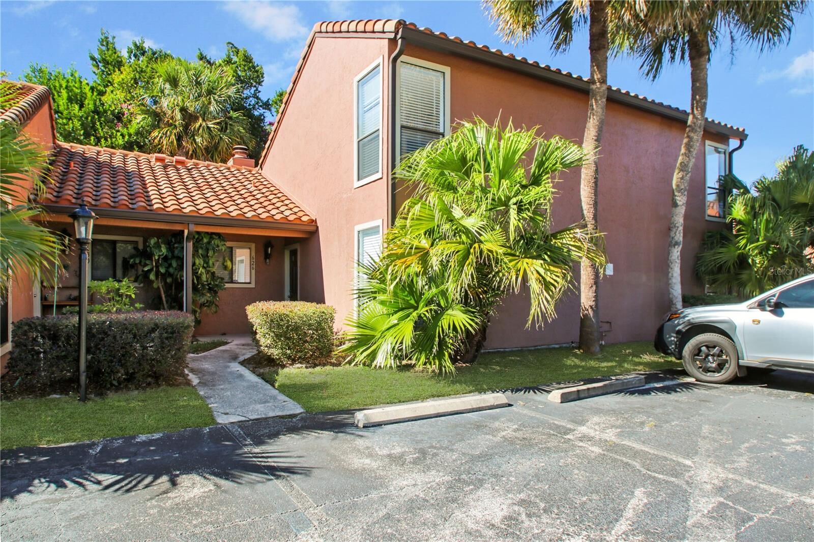 Property Photo:  626 Saint Johns Court S  FL 32792 