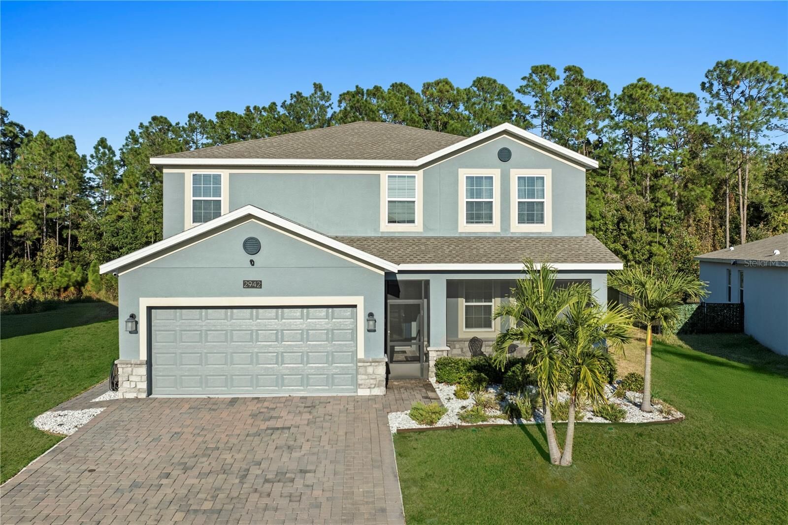 Property Photo:  2942 Camden Way  FL 33837 