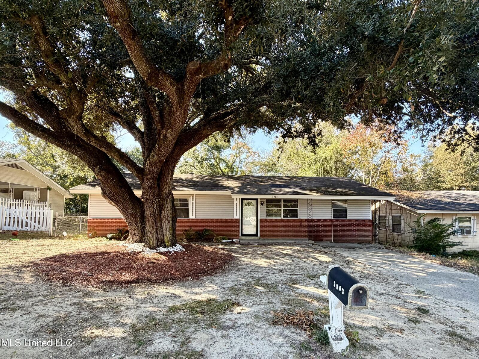 Property Photo:  2903 Audubon Drive  MS 39501 
