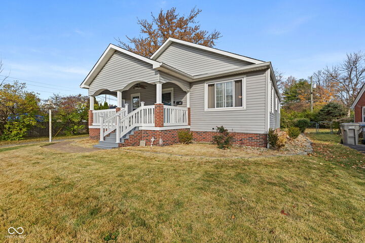 Property Photo:  1734 Southview Drive  IN 46227 