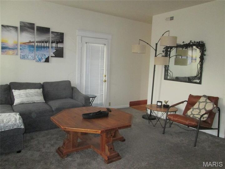 Property Photo:  5803 Waterman Boulevard 1W  MO 63112 