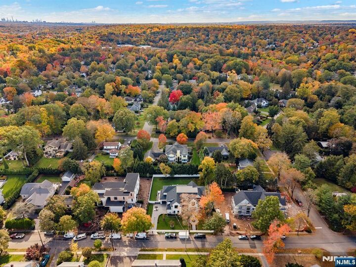 Property Photo:  7 Central Avenue  NJ 07627 