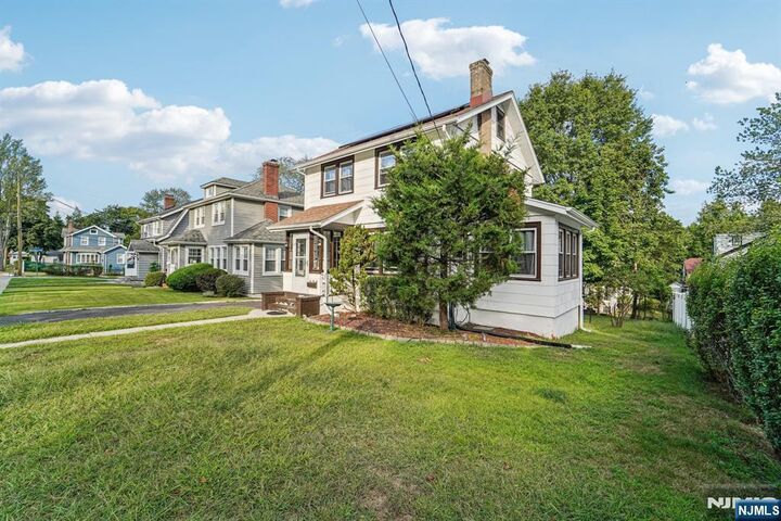 Property Photo:  1485 Gaylord Terrace  NJ 07666 