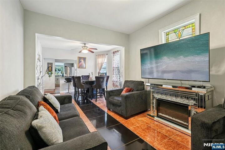 Property Photo:  55 Hobart Place  NJ 07026 