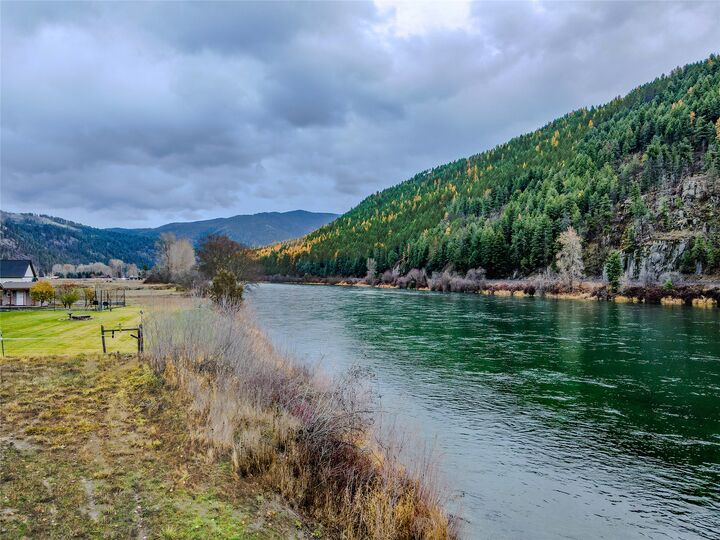 Property Photo:  5 Eagle View Drive  MT 59923 