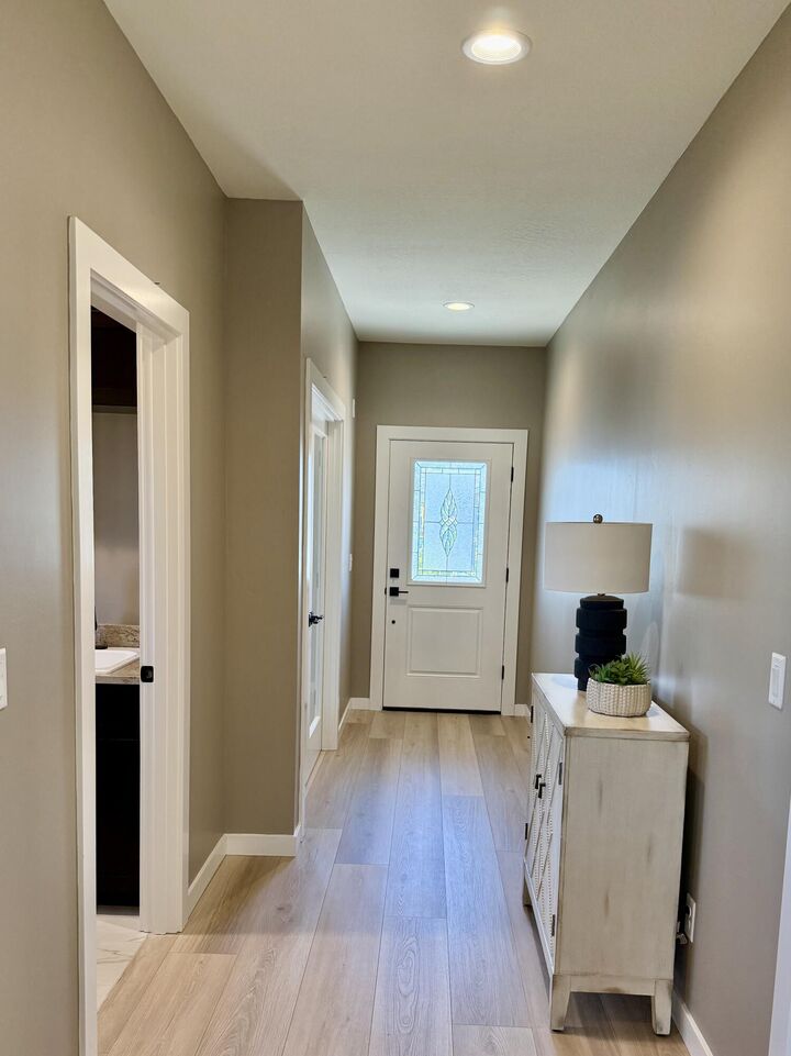Property Photo:  337 Quail Circle  OR 97540 