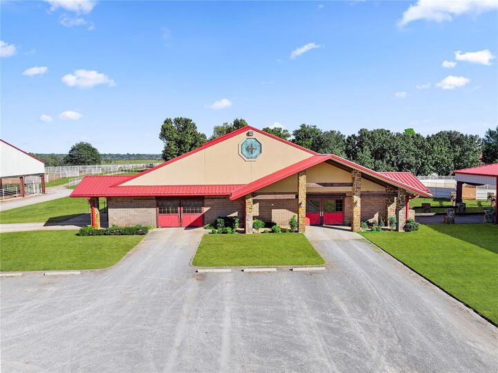 Property Photo:  20196 Holiday Court  OK 73080 