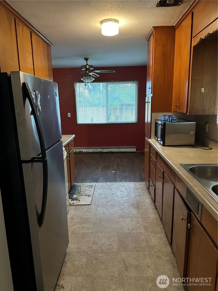 Property Photo: 724 Tule Lake Road S WA 98444