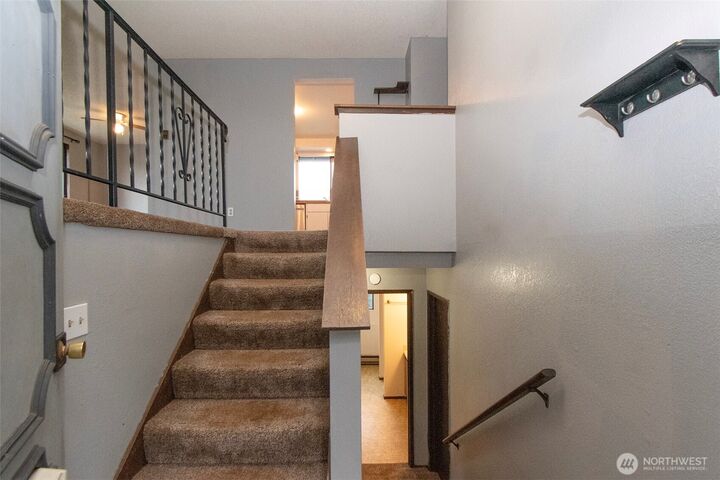 Property Photo:  1624 W 8th Street  WA 98363 