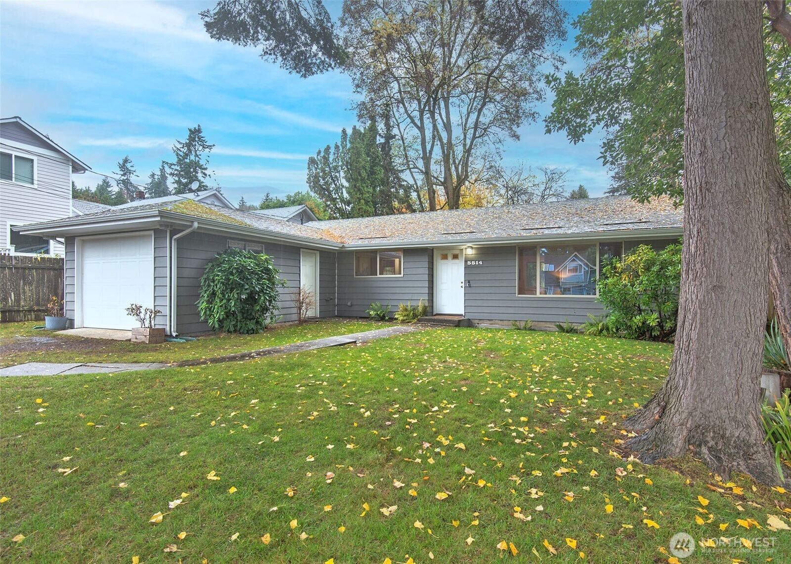 Property Photo: 5514 NE 195th Street WA 98028