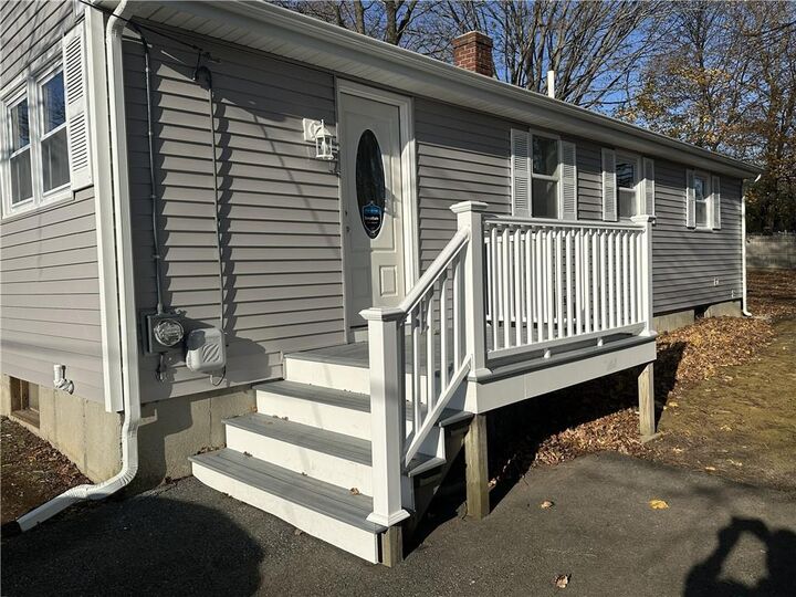 Property Photo:  45 Rose Lane  RI 02864 