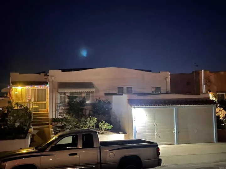 Property Photo:  2830 Columbia Street  CA 92103 