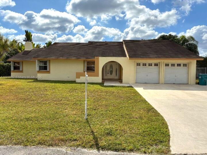 14930 SW 157th Ter  Miami FL 33187 photo