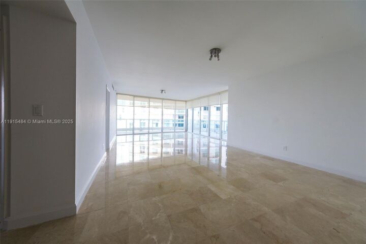 Property Photo: 2127 Brickell Ave 2504 FL 33129