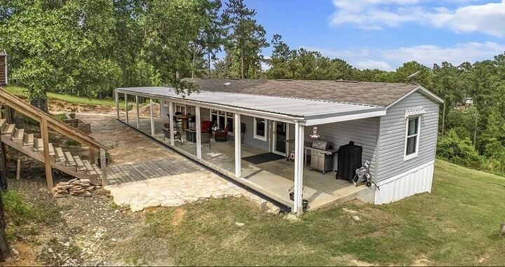 Property Photo:  520 Count Rd 057  TX 77595-1 