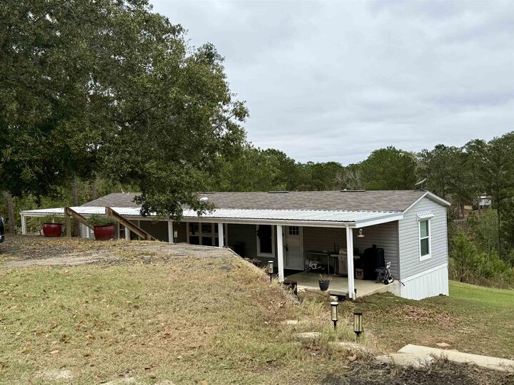 Property Photo:  520 Count Rd 057  TX 77595-1 