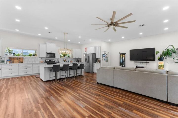Property Photo:  1016 Audubon Street  LA 70605 