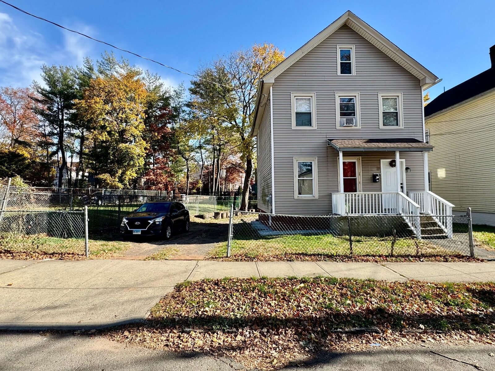 Property Photo: 409 Poplar Street CT 06513