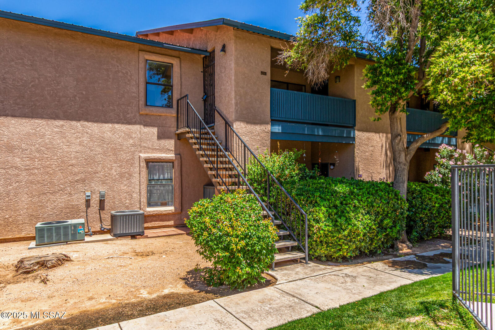 Property Photo:  8080 E Speedway Boulevard Unit 414  AZ 85710 