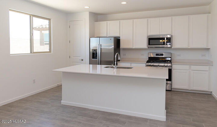 Property Photo:  6101 E Campolina Trail  AZ 85756 