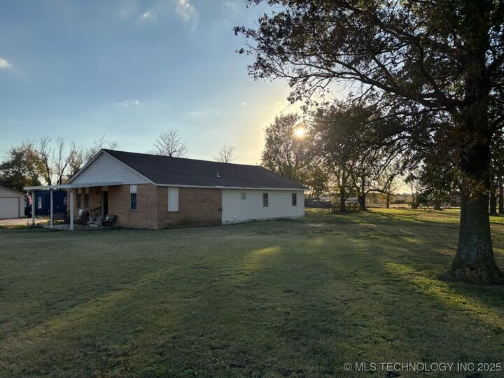 Property Photo:  36022 S 4210 Road  OK 74036 