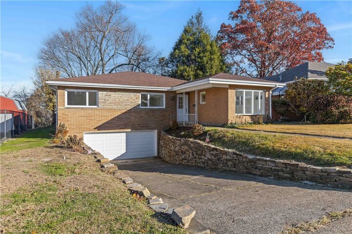 Property Photo: 1117 McKinley Dr PA 15025