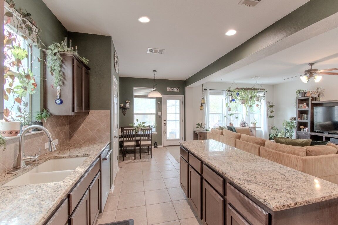 Property Photo: 616 Bayou Bend Drive TX 78610