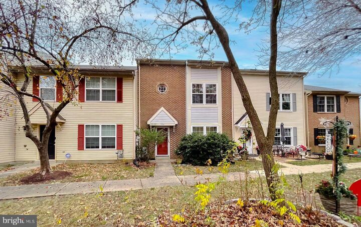 Property Photo:  5504 Irish Lord Place  MD 20603 