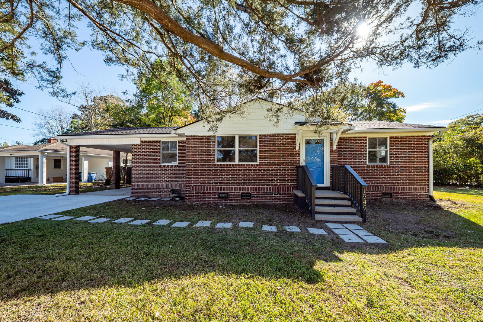 Property Photo:  1949 Swift Avenue  SC 29407 