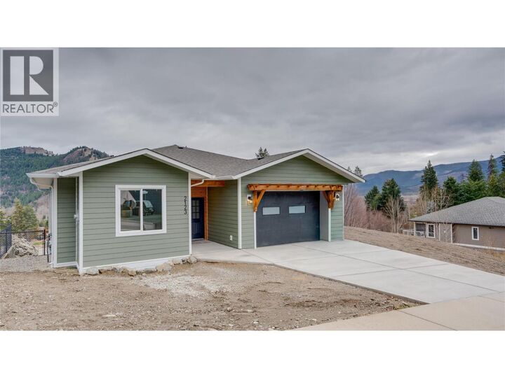 Property Photo:  2123 Mountain View Avenue  BC V0E 2G0 