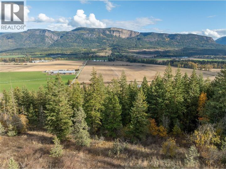 Property Photo:  150 Crossridge Road  BC V0E 1V3 