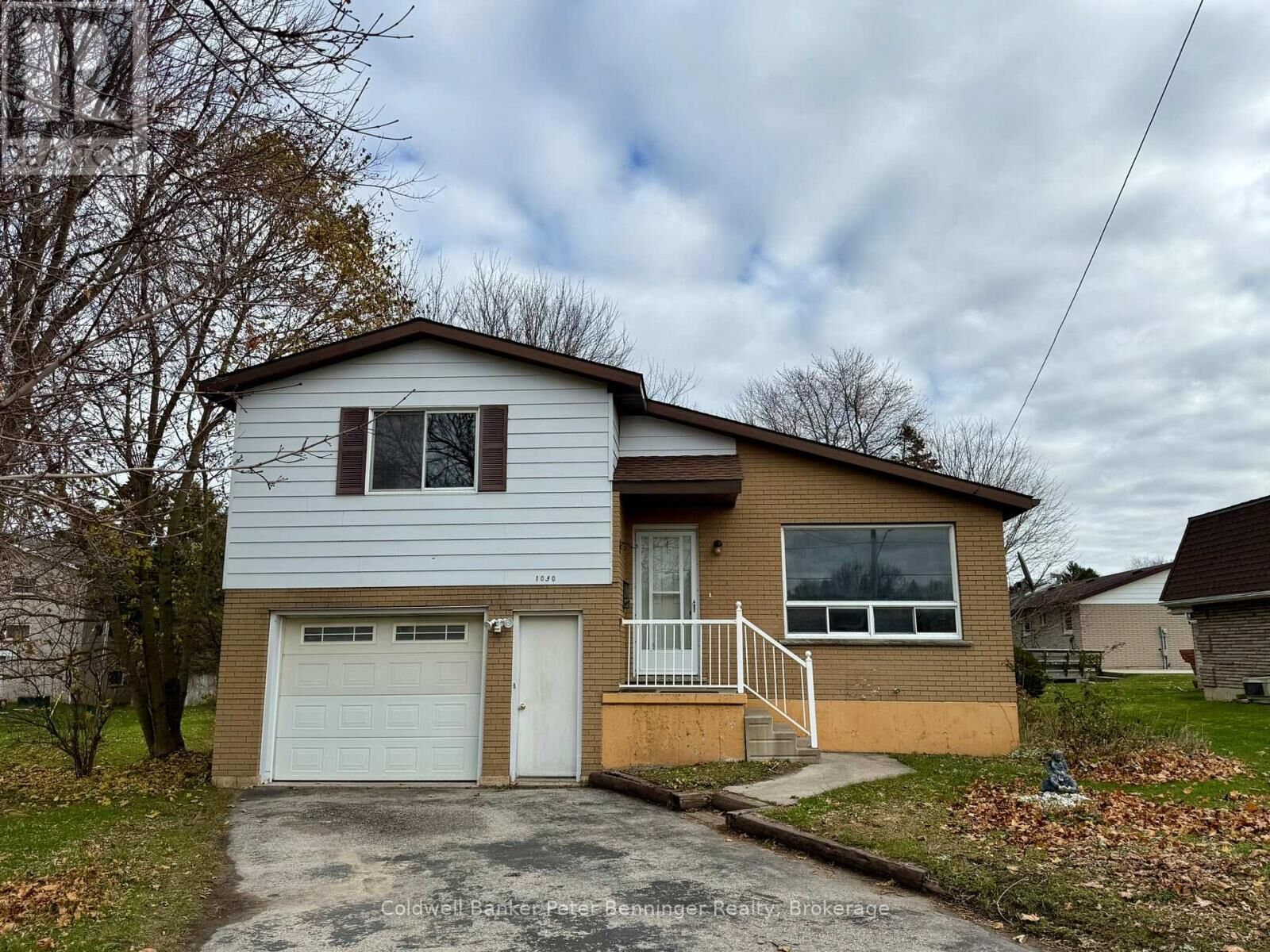 Photo de la propriété:  1030 Yonge Street South  ON N0G 2V0 