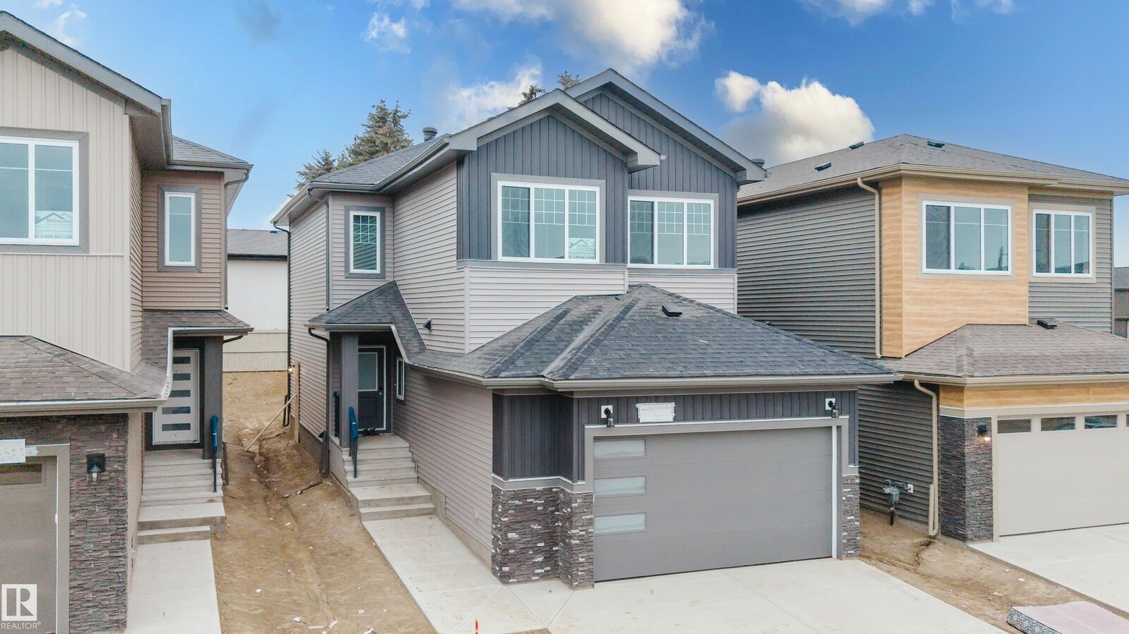 Property Photo:  1568 Siskin Link NW  AB T5S 0V1 