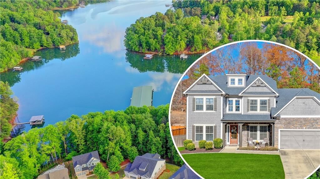 Property Photo:  427 Dawson Pointe Parkway  GA 30534 