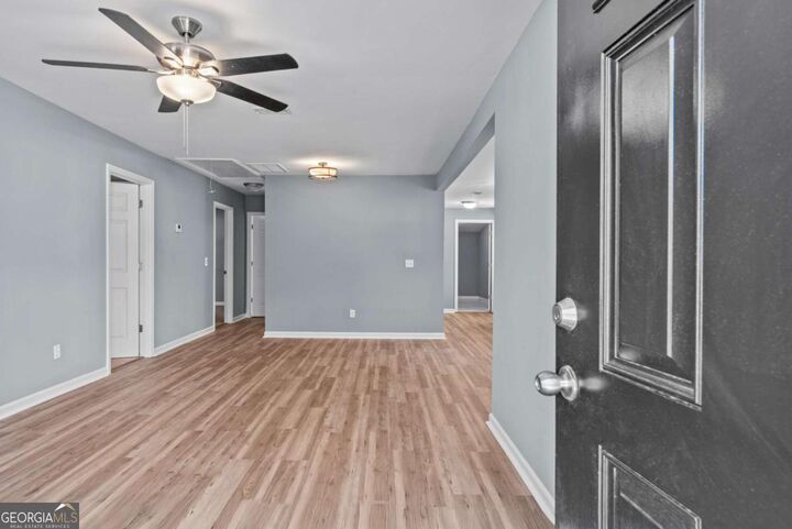 Property Photo:  215 Hunter Street  GA 30669 