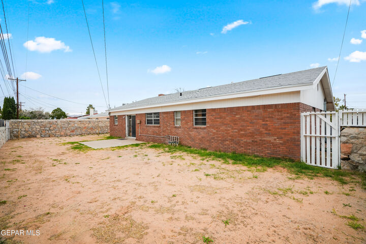 Property Photo:  10232 Bayo Avenue  TX 79925 