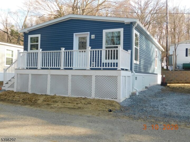 Property Photo:  11 Front Street  NJ 07863 