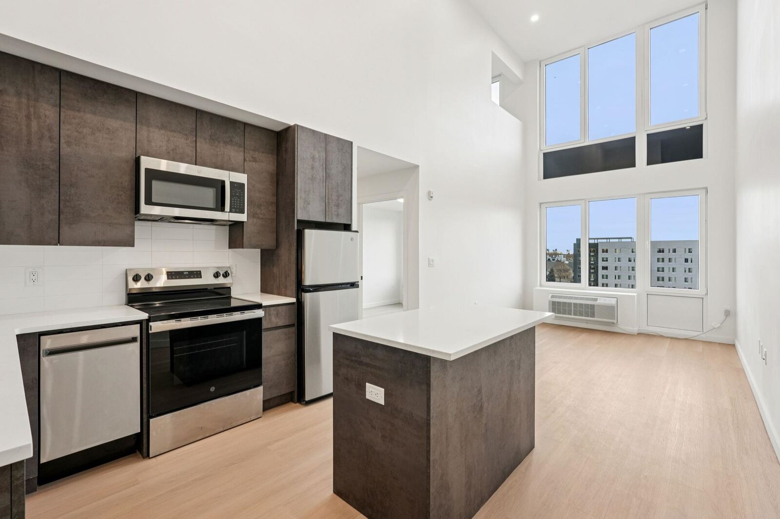 Property Photo:  1 Mallory Ave 501  NJ 07305 