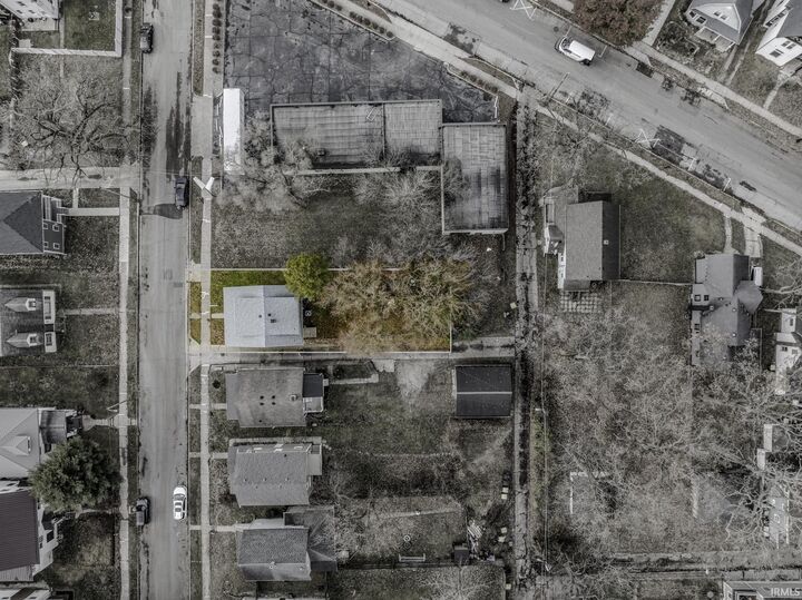 Property Photo:  1240 Kinsmoor Avenue  IN 46807 