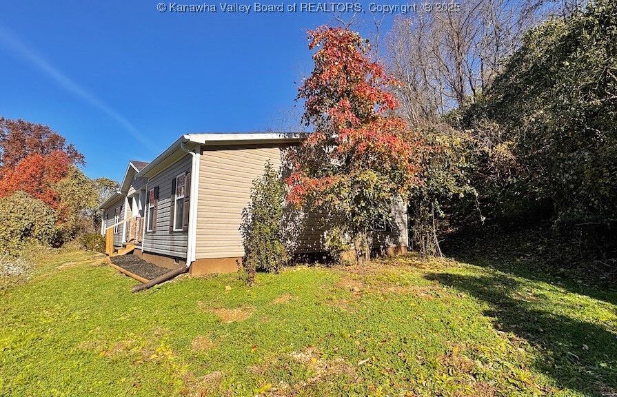 Property Photo:  5173 Cherry Lawn Road  WV 25705 