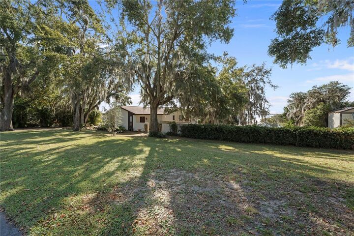Property Photo:  11210 Elderberry Court  FL 34715 