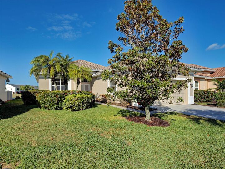 Property Photo:  641 Misty Pines Drive  FL 34292 