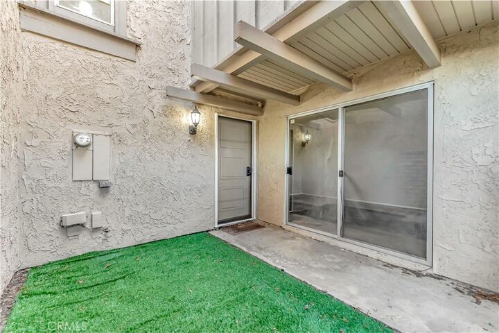 Property Photo: 5206 Victoria CA 92683